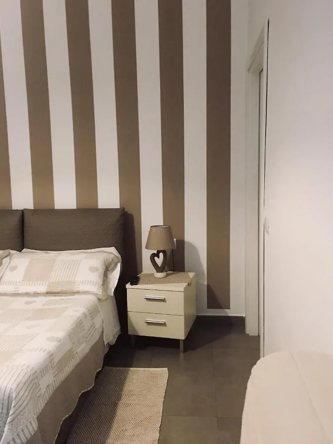 Affittacamere E Appartamenti - Rent Rooms And Apartments Le Camere Nel Corso - Adults Only La Spezia 2*,