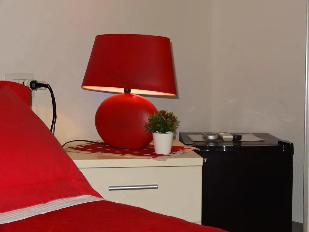 Affittacamere E Appartamenti - Rent Rooms And Apartments Le Camere Nel Corso - Adults Only La Spezia Italië